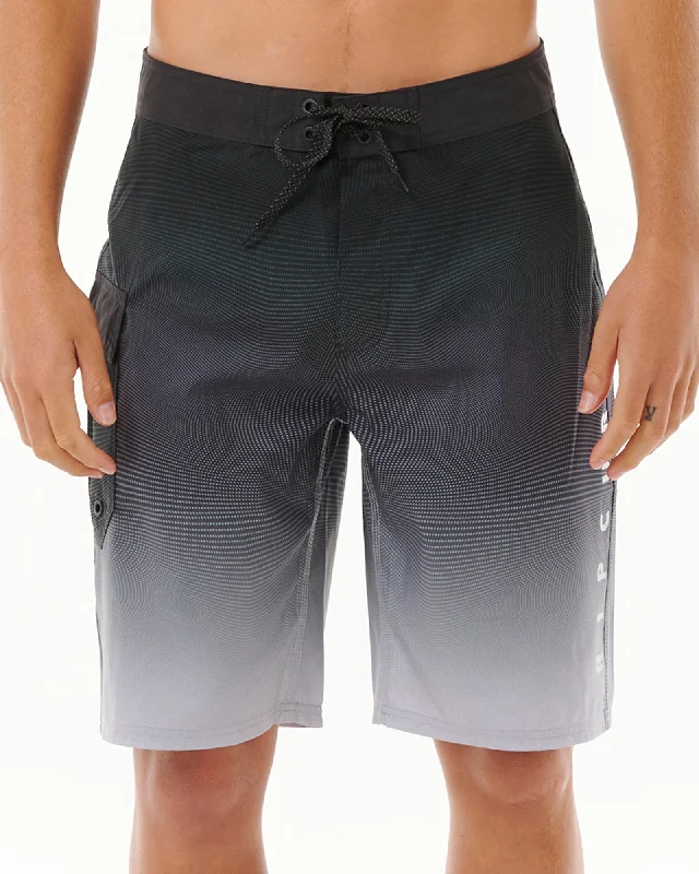 surf clothing with built-in sunscreen-MENS SHOCK BOARDSHORTS BOARDSHORTS