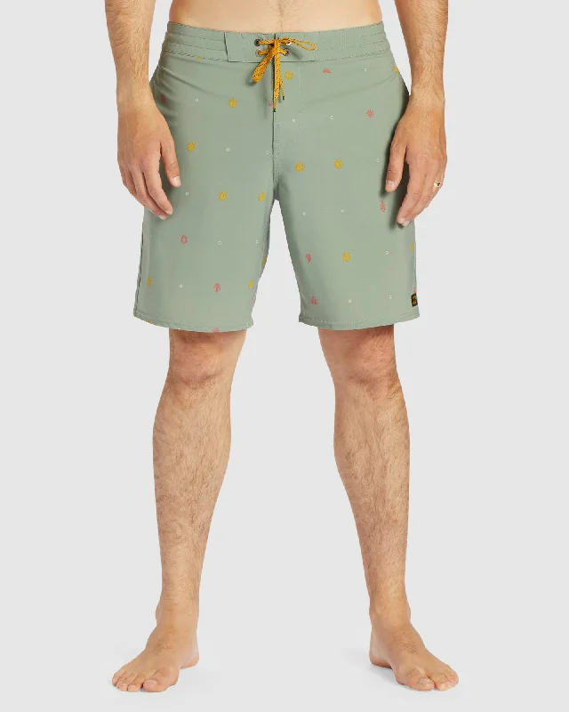 surf clothing with wind-resistant layers-Mens Sundays Lo Tide Boardshorts