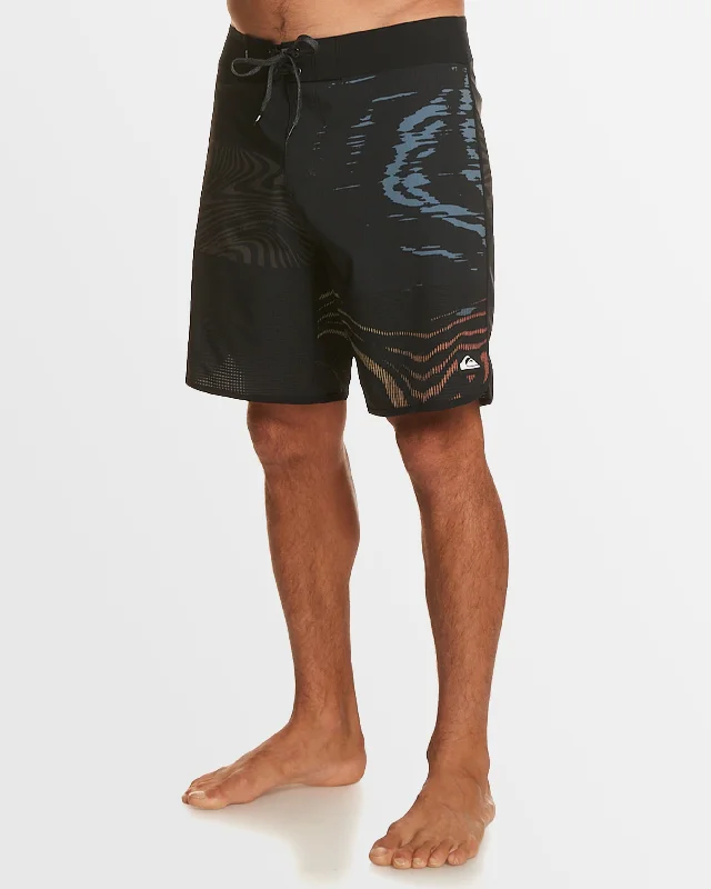 surf clothing with stylish, minimalist designs-Mens Highlite Scallop 19" Boardshorts