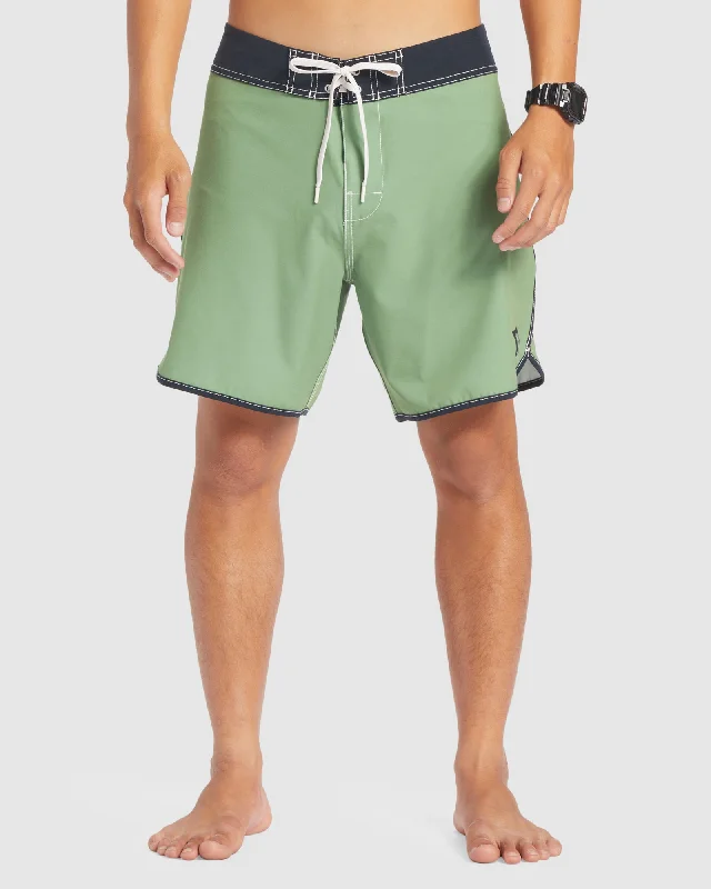 surf clothing for protecting skin from saltwater-Mens Original Scallop 18" Boardshorts