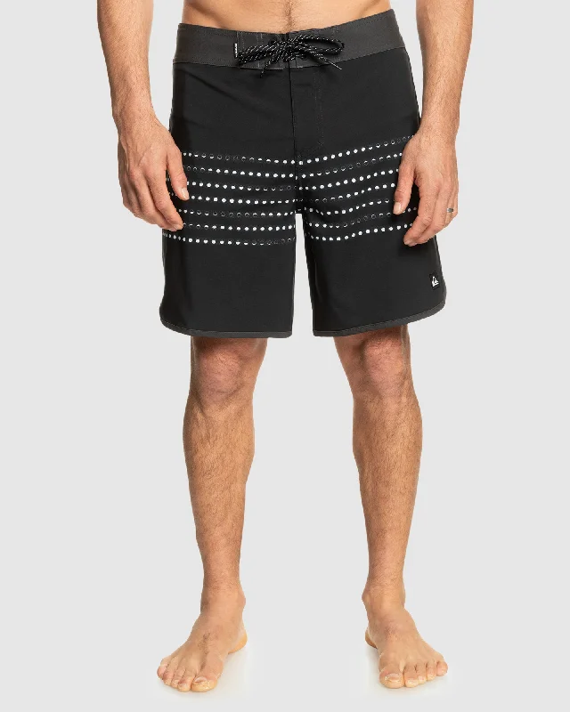 surf clothing with zippered pockets-Mens Surfsilk Scallop 18" Boardshorts