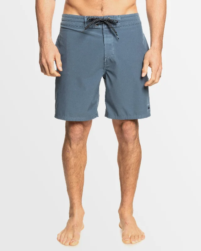 surf clothing with moisture-wicking properties-Mens Surfsilk Street Trunk 18" Boardshorts