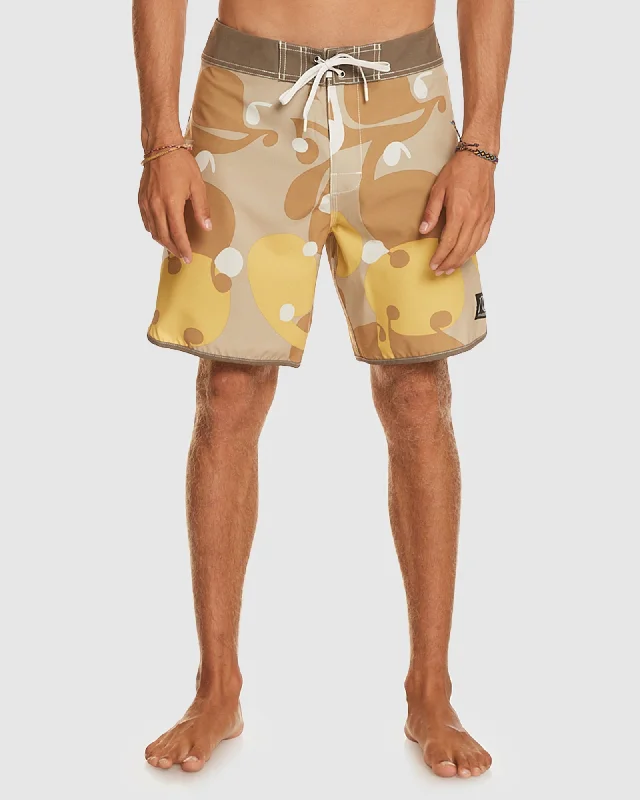 surf clothing with antimicrobial features-Mens Original Scallop Andy Y Andy 18" Boardshorts