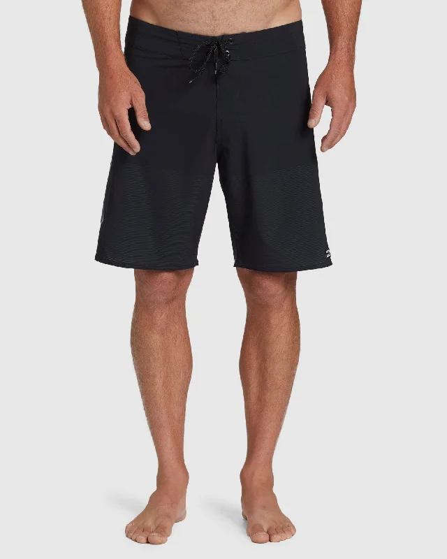 surf clothing for paddleboard fitness-Mens D Bah Airlite 19" Boardshorts